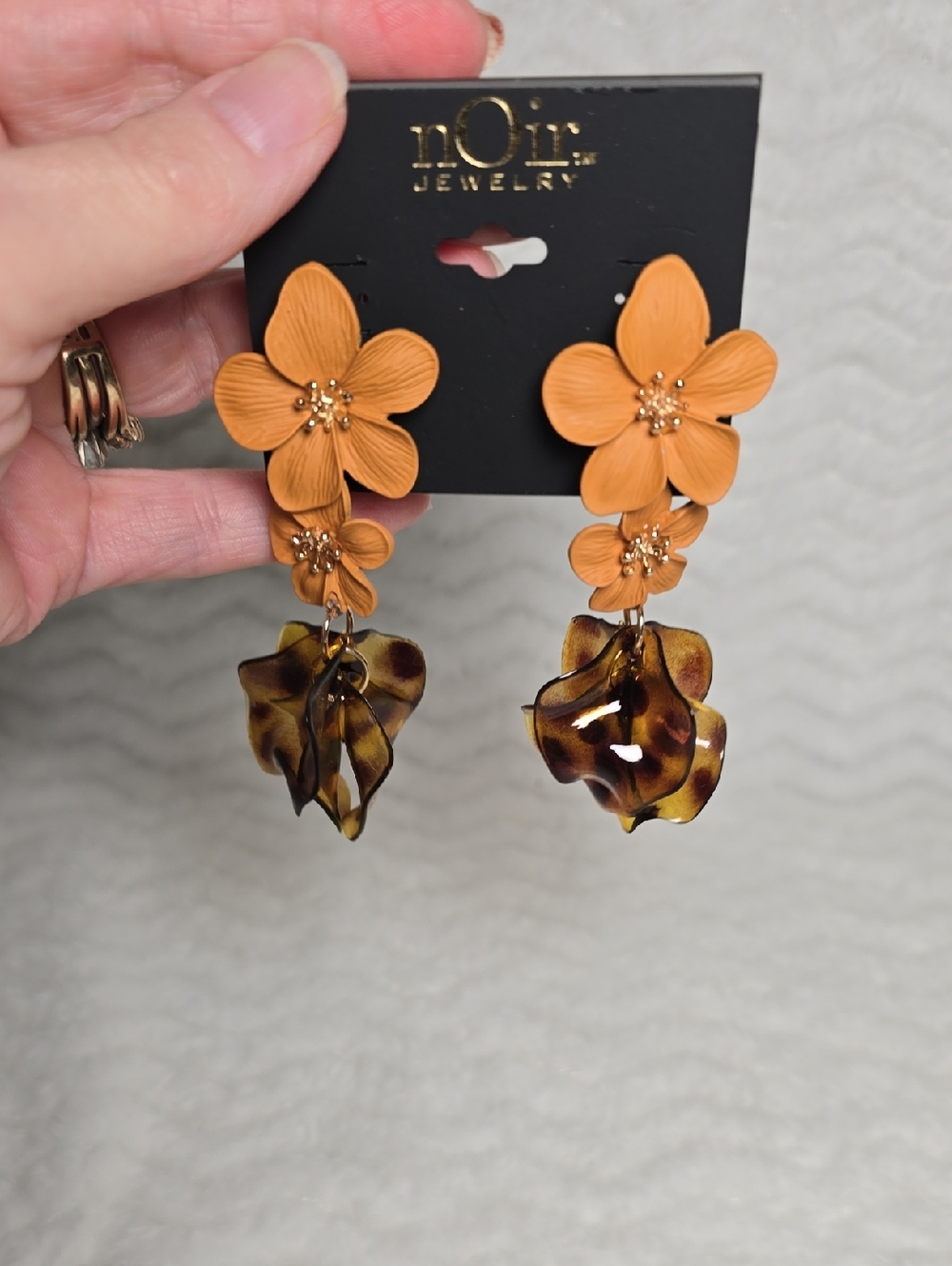 nOir Jewelry Orange Floral Drop Earrings with Tortoiseshell Dangles